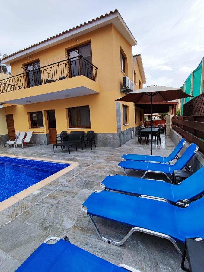 Villa Rina Пафос Екстериор снимка