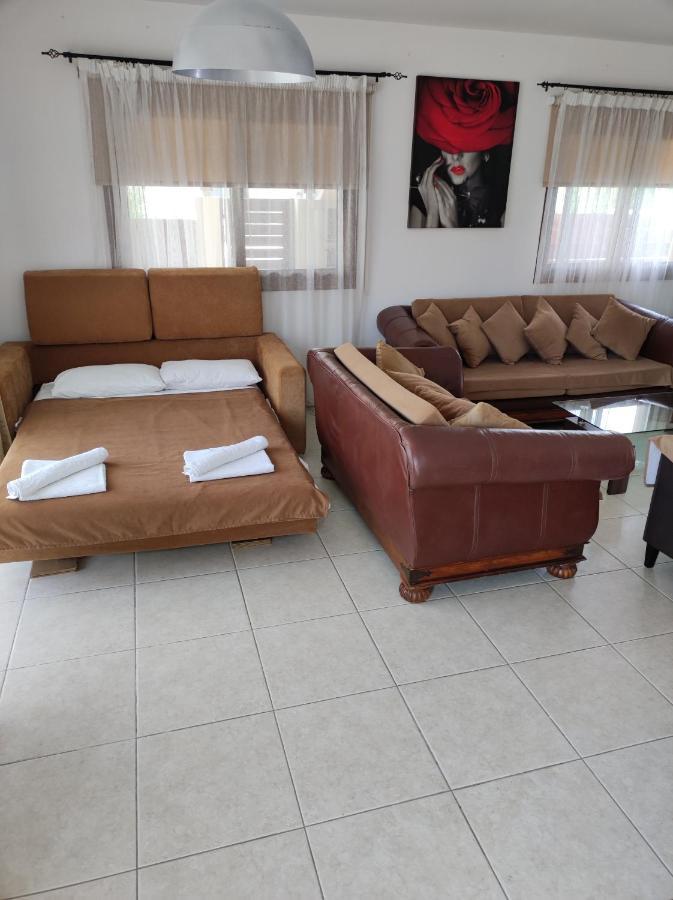 Villa Rina Пафос Екстериор снимка