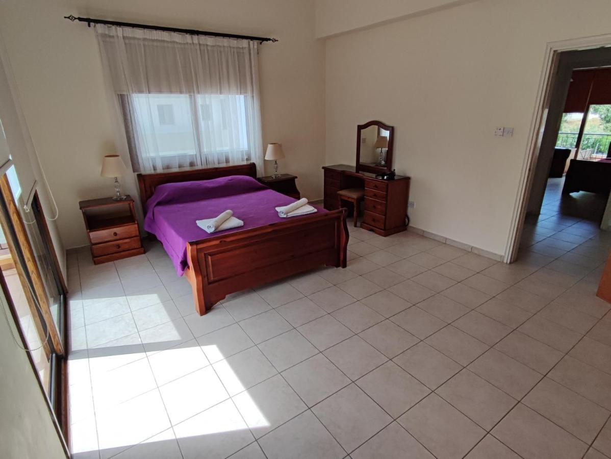 Villa Rina Пафос Екстериор снимка