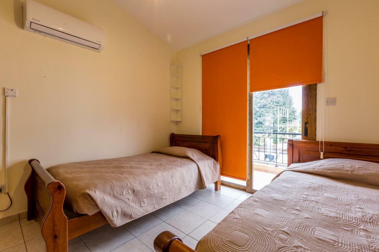 Villa Rina Пафос Екстериор снимка